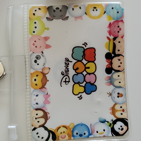 Disney Tsum Tsum Lanyard with Pins - Picture 2 of 6
